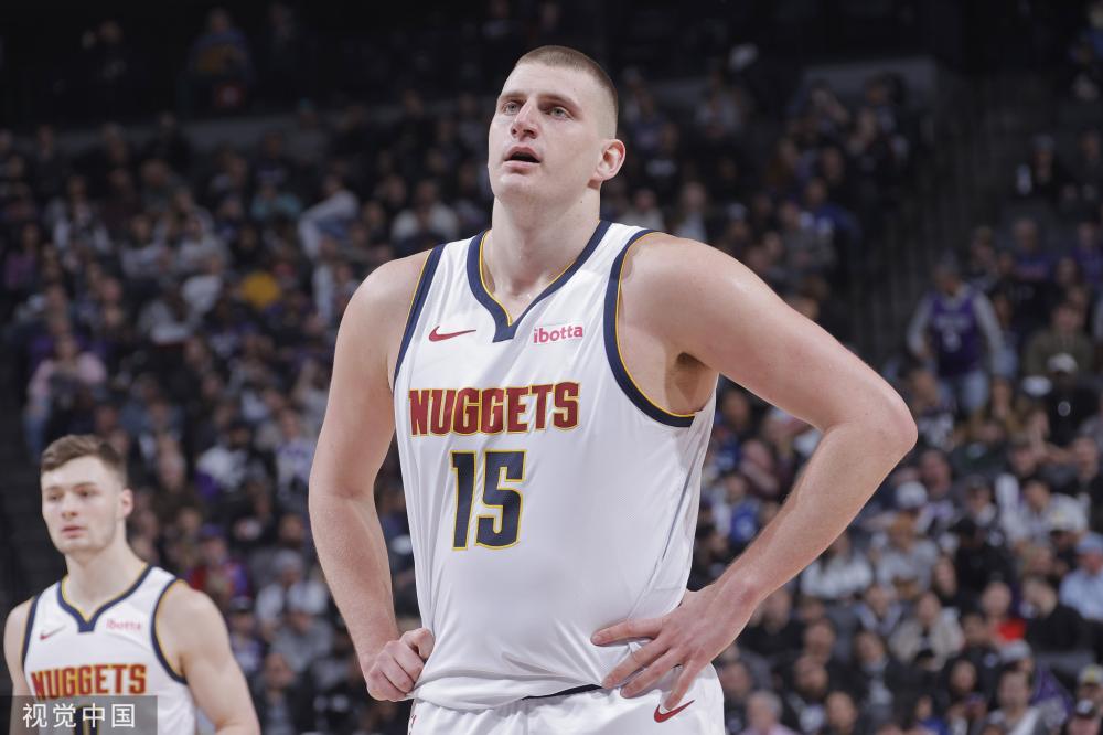 富安健洋的 富安健洋的