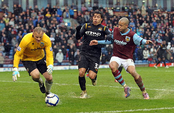 美国足球明 美国足球明