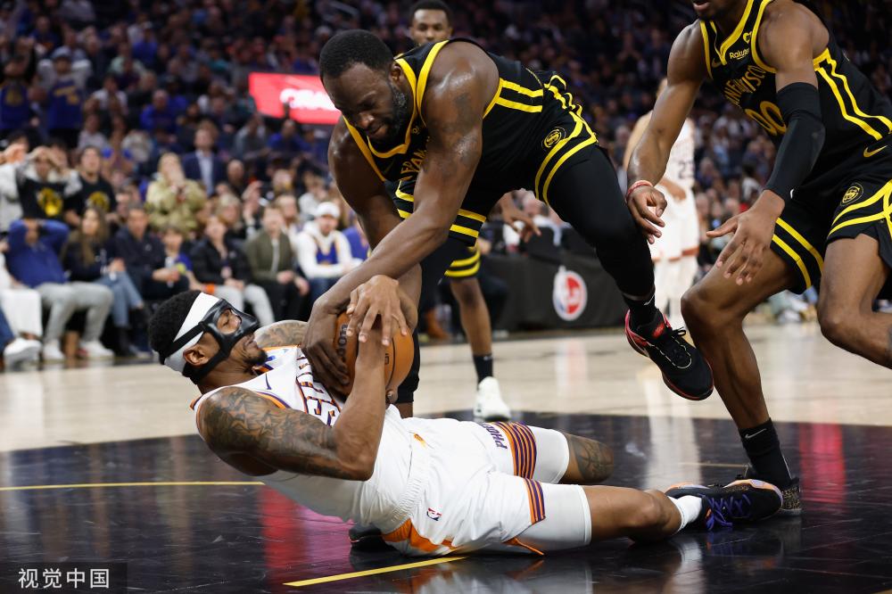 同时向世人 同时向世人